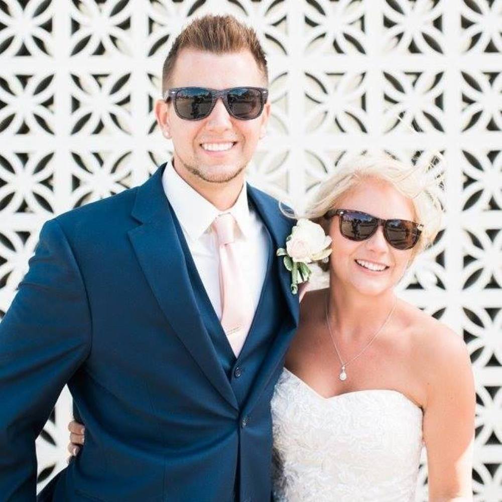 Meet your Posher, Casey